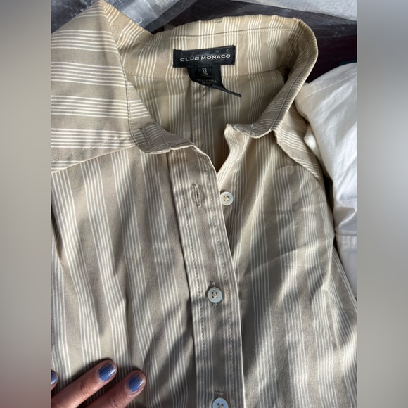 Bundle of Cotton Button Down Shirts  - Club Monaco - Picture 15 of 15
